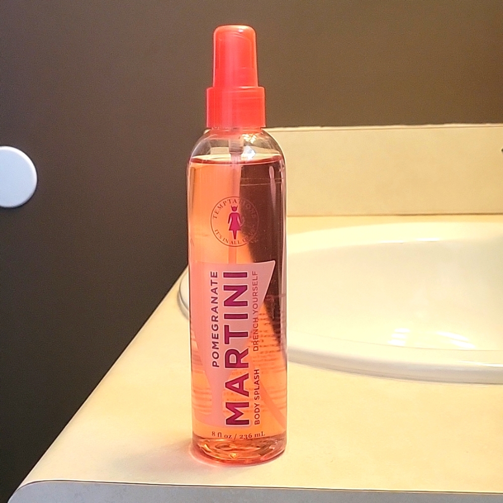 RARE!! Discontinued scent! Bath & Body Works Temptations Pomegranate Martini